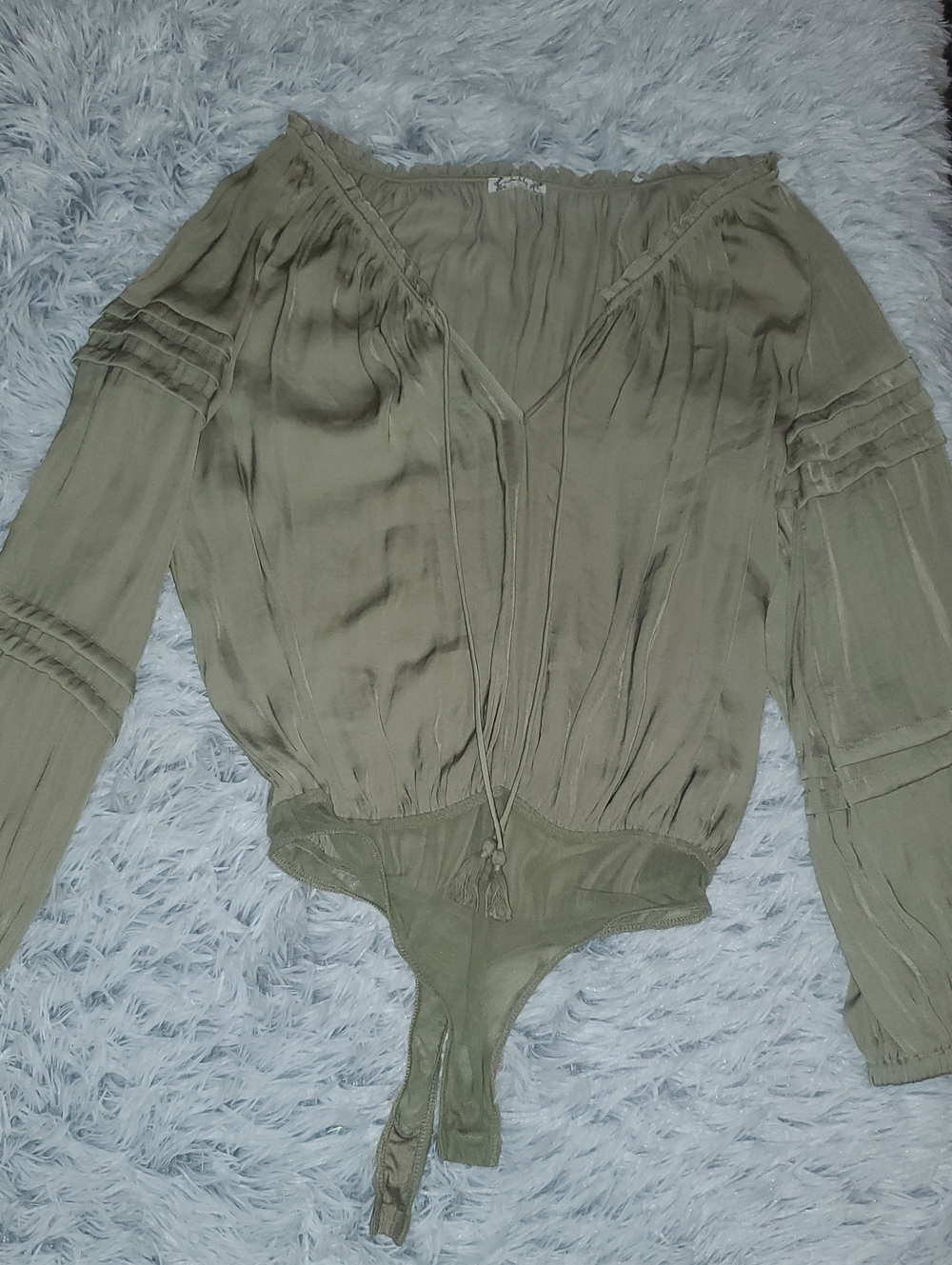 *Free People Womens Olive Green Long-Sleeve V-Neck Bodysuit*